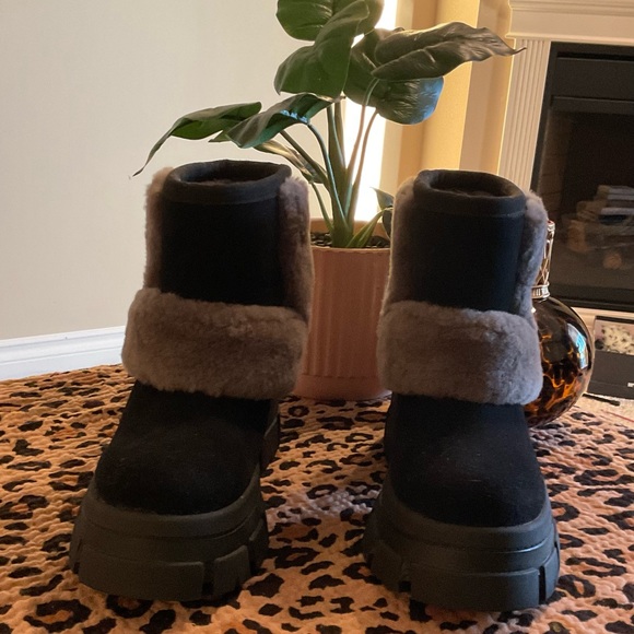 Ugg Brooklyn Sunburst Women’s Winter Boots - Picture 5 of 8